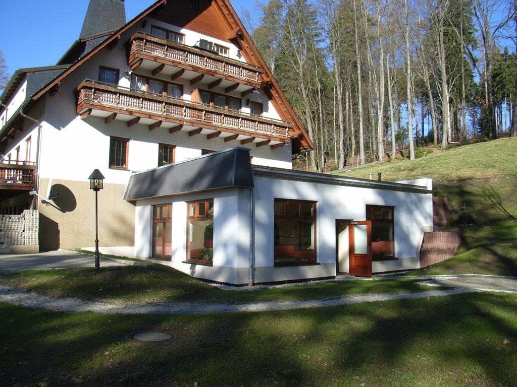 Hotel Und Restaurant Koehlerhuette - Fuerstenbrunn Beierfeld Zewnętrze zdjęcie