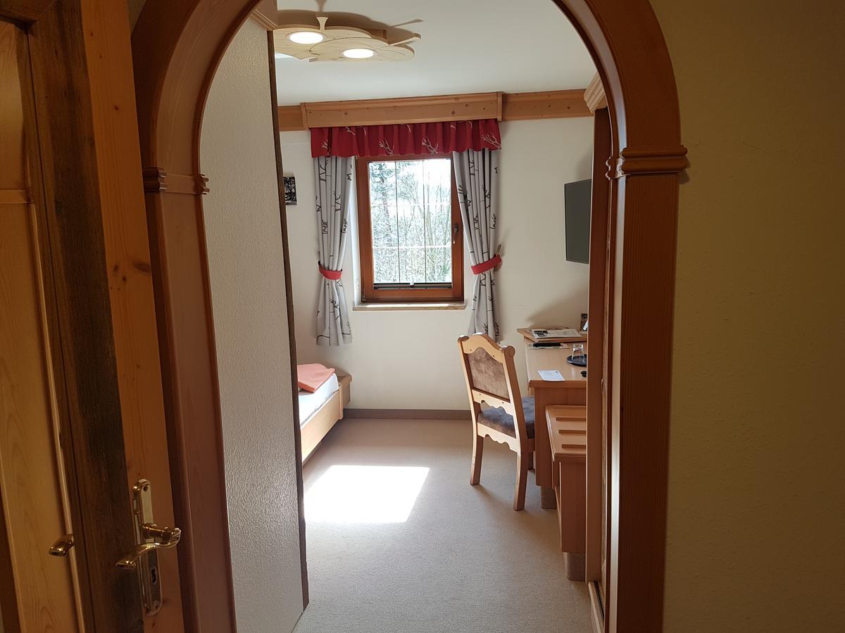 Hotel Und Restaurant Koehlerhuette - Fuerstenbrunn Beierfeld Zewnętrze zdjęcie